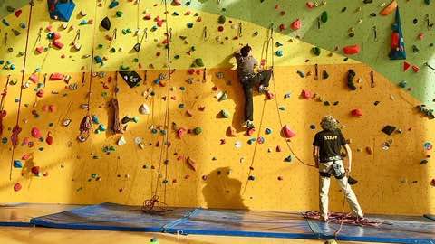 Escalade sur le Mur de La Plaine